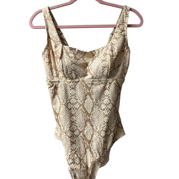 Kona Sol High Coverage One Piece Swimsuit Snakeskin Print Size Medium (8-10) NWT - Picture 5 of 16
